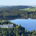 Rybník a hotel Medlov z balonu